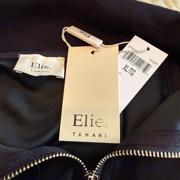 NWT- Elie by Tahari- Black Half-Zip Sweater with white pinstripe detailing- XL - Picture 11 of 12